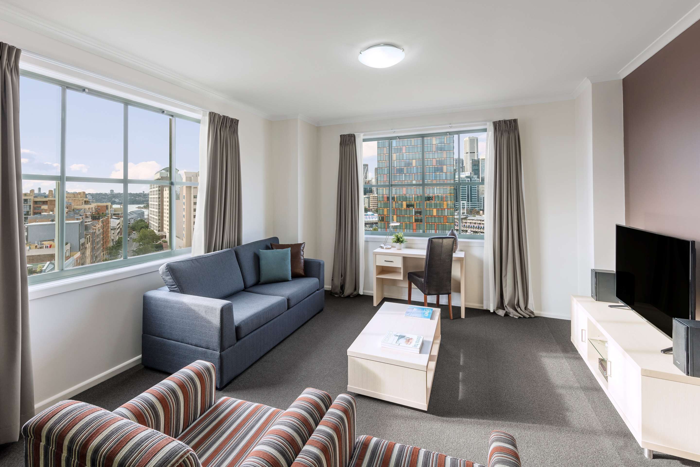 Oaks Sydney Goldsbrough Suites