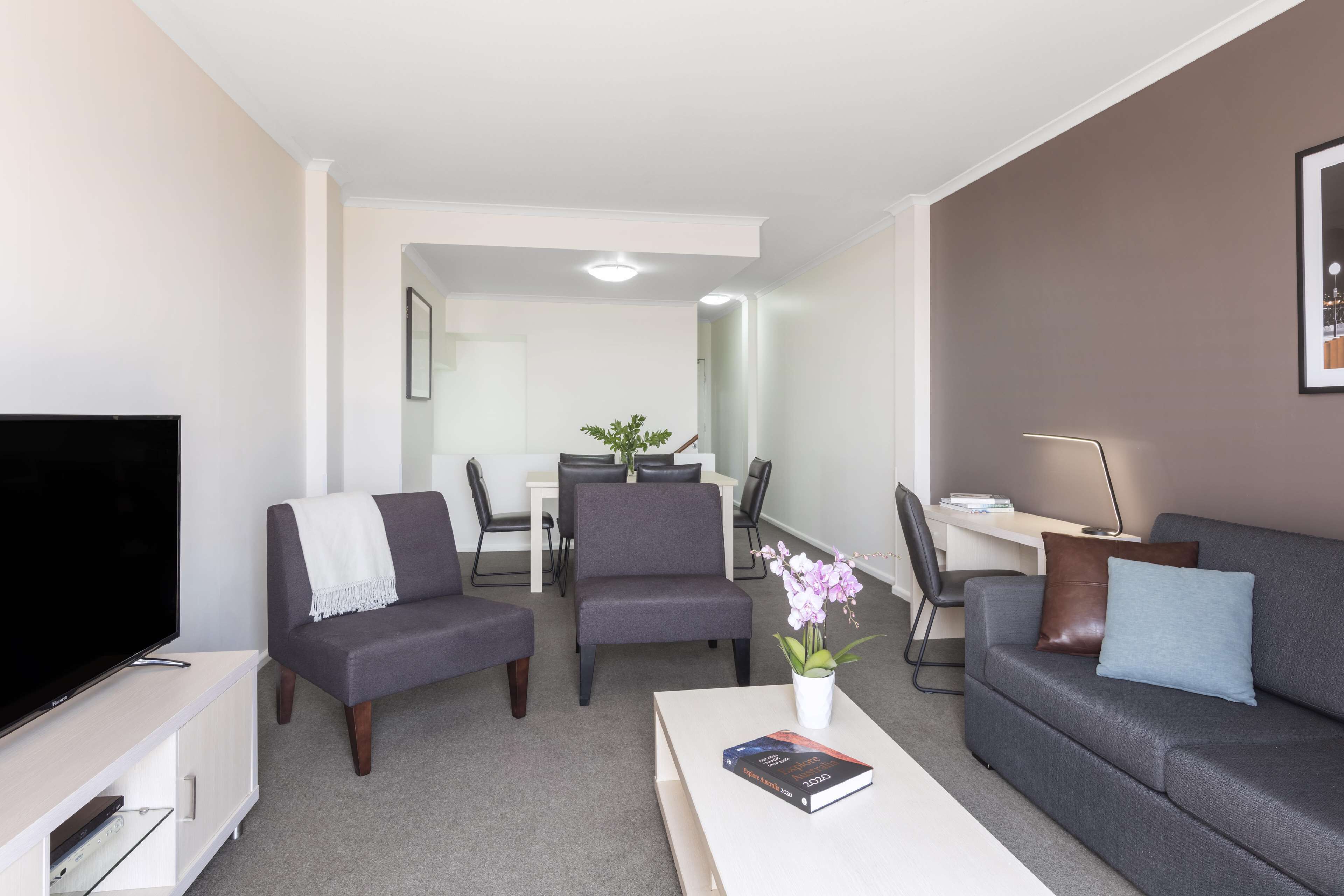 Oaks Sydney Goldsbrough Suites