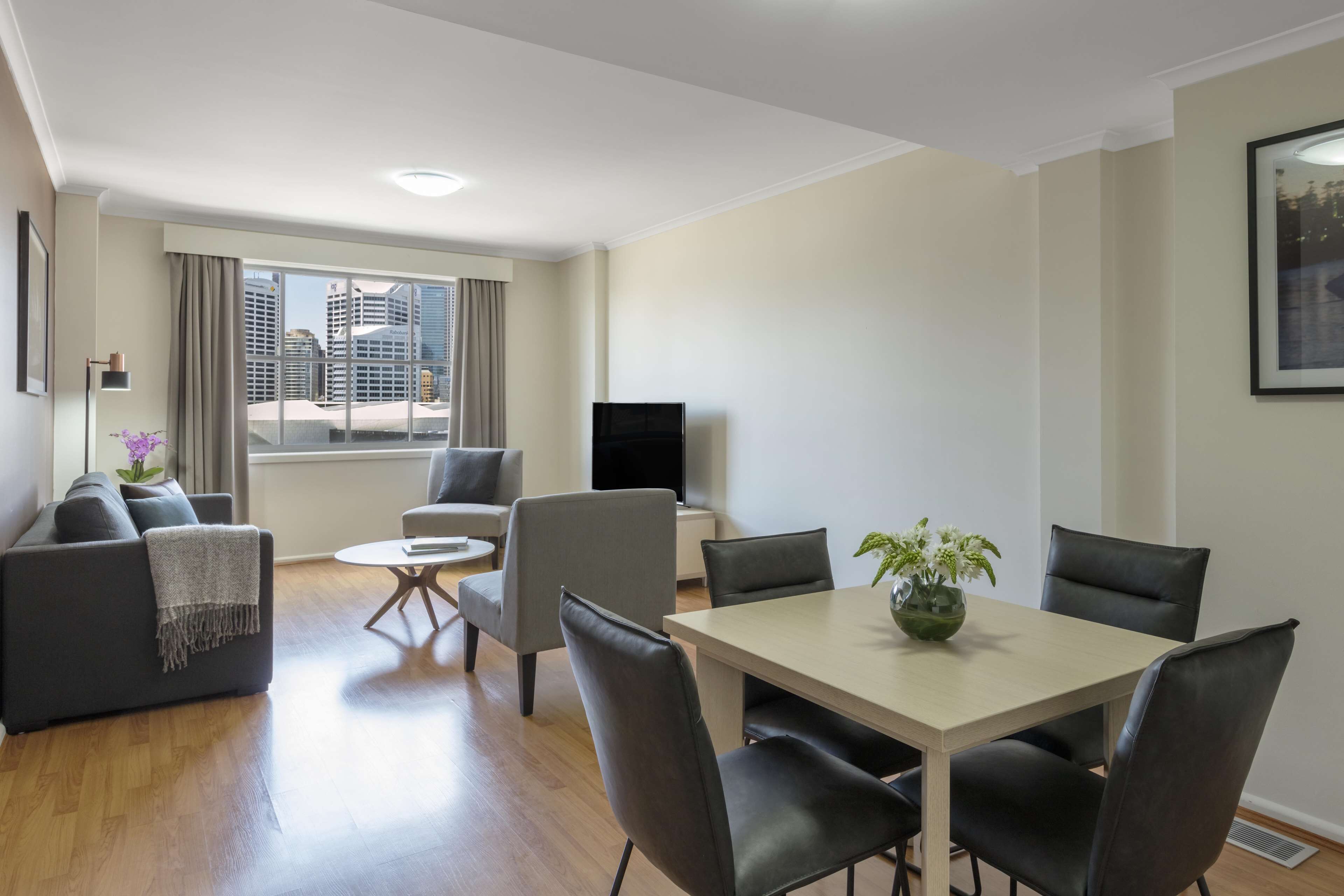 Oaks Sydney Goldsbrough Suites