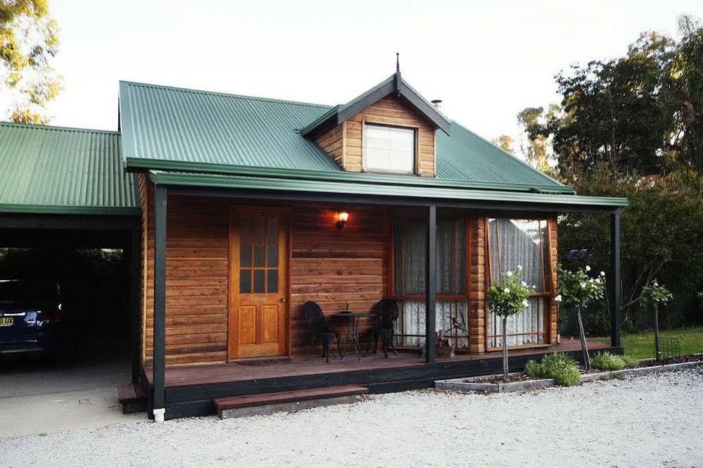 Cottages on Edward