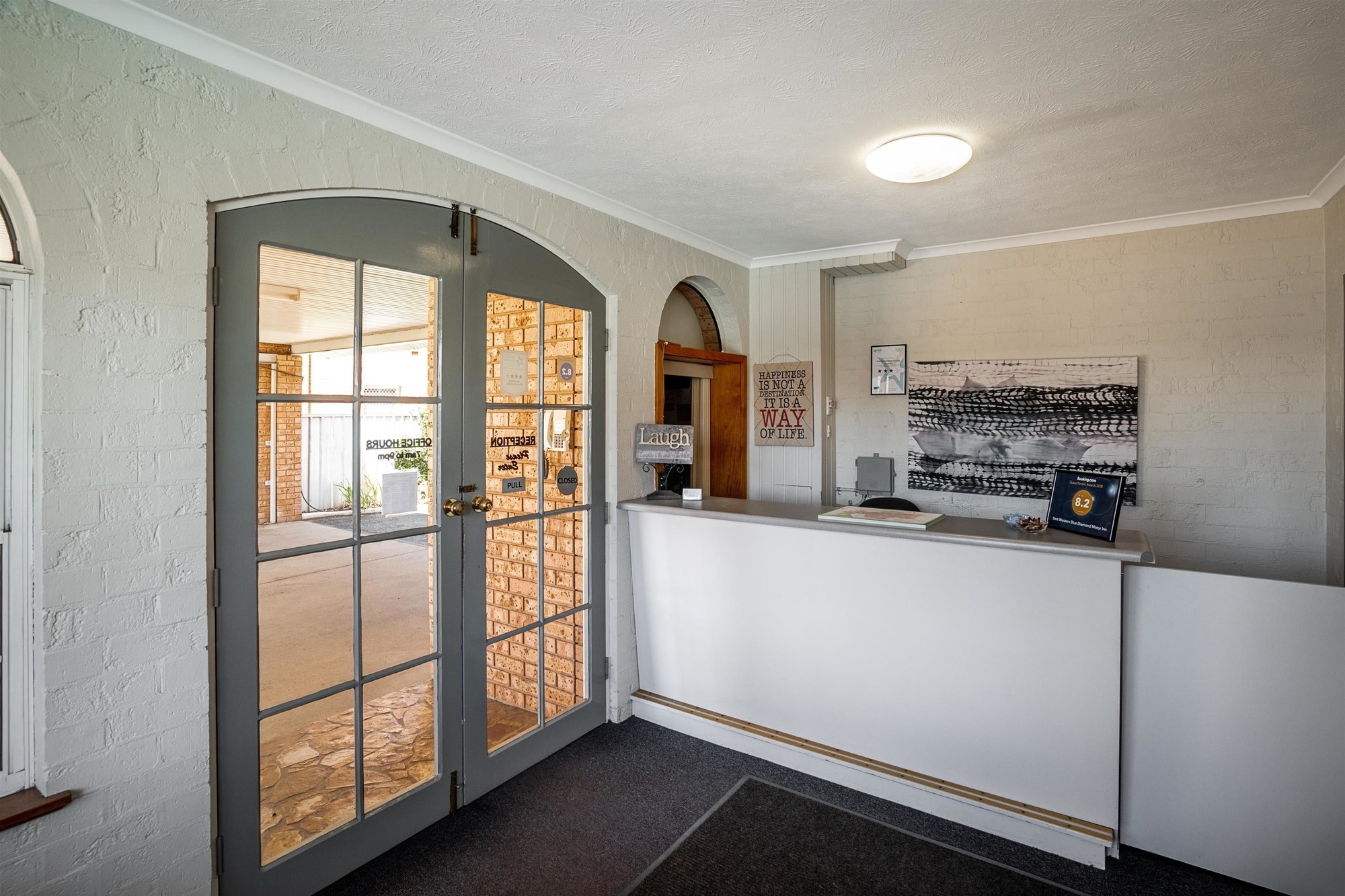 SureStay Hotel by Best Western Blue Diamond Motor Inn