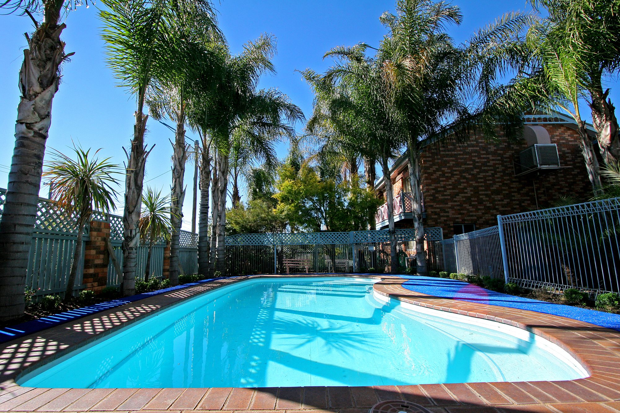 Cattlemans Country Motor Inn
