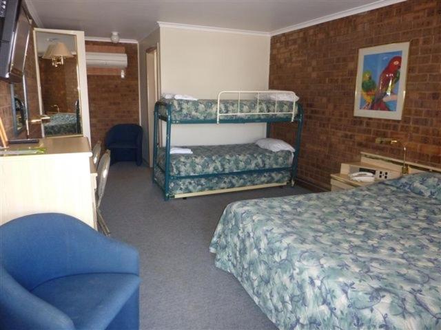 Countryman Motor Inn