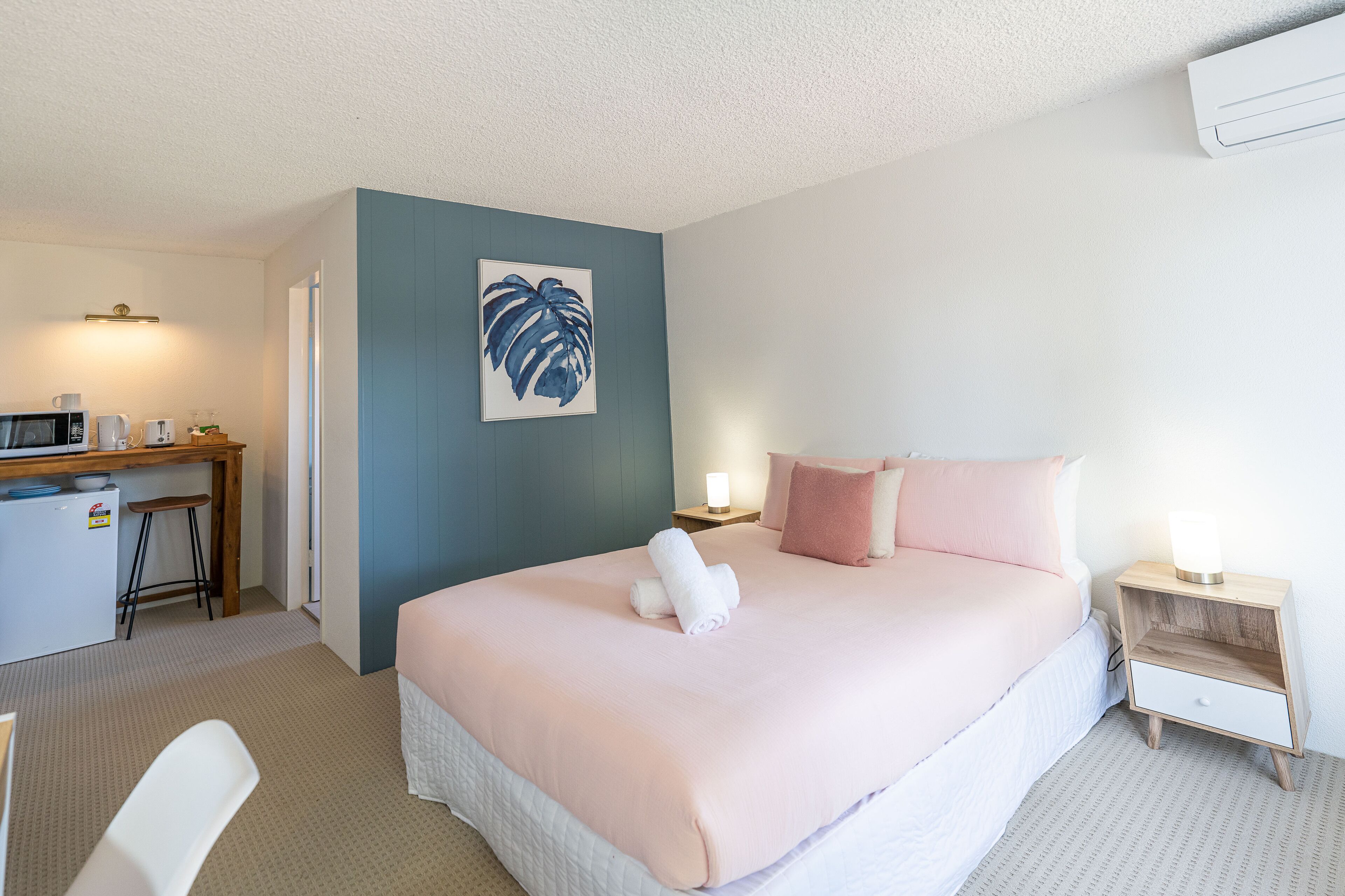 Coast Motel Eden