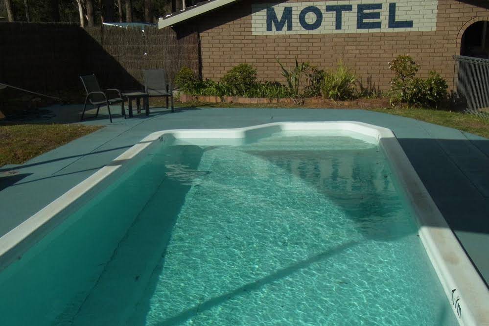 Eden Golf View Motel