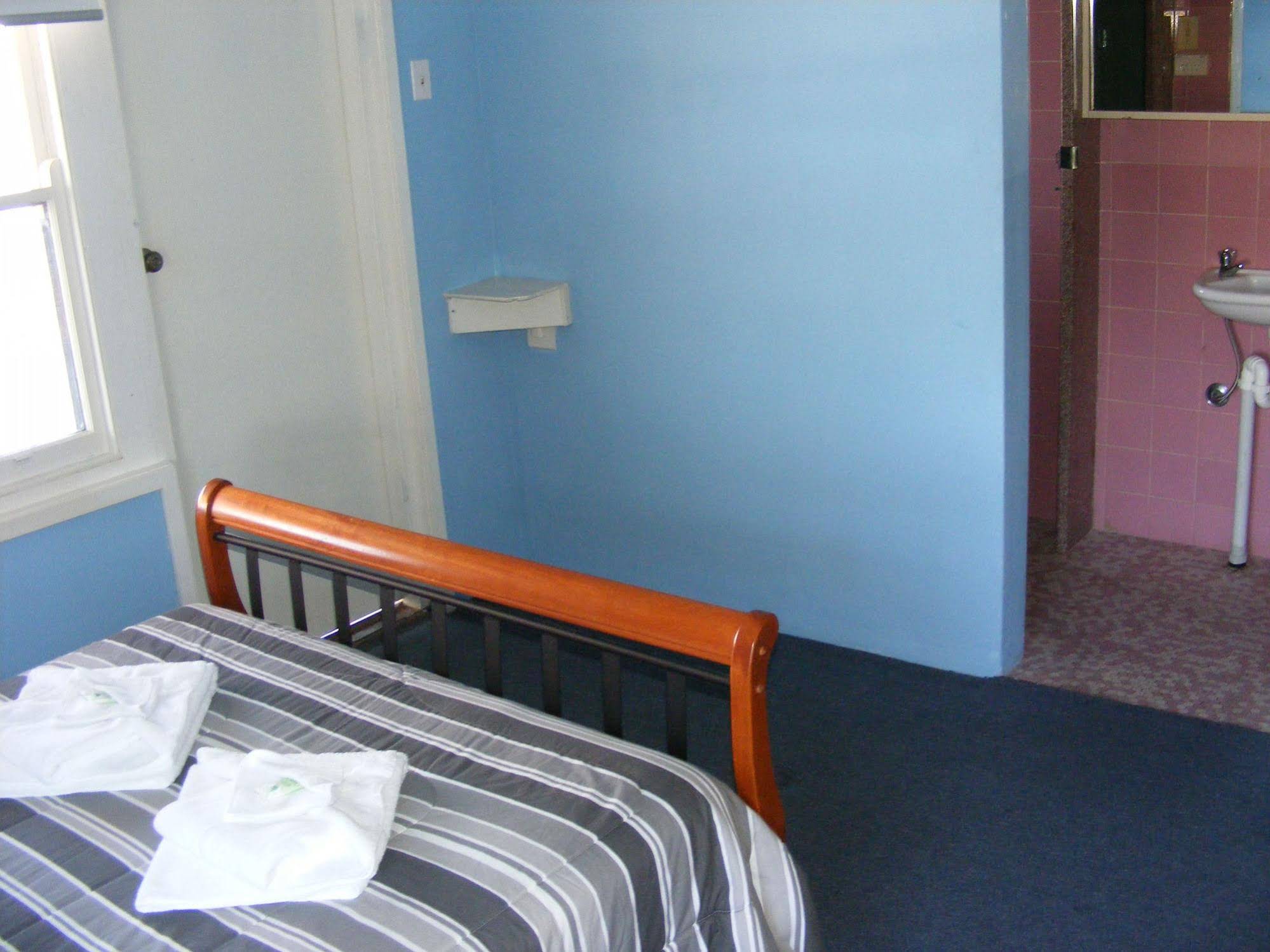 Hotel Illawong Evans Head