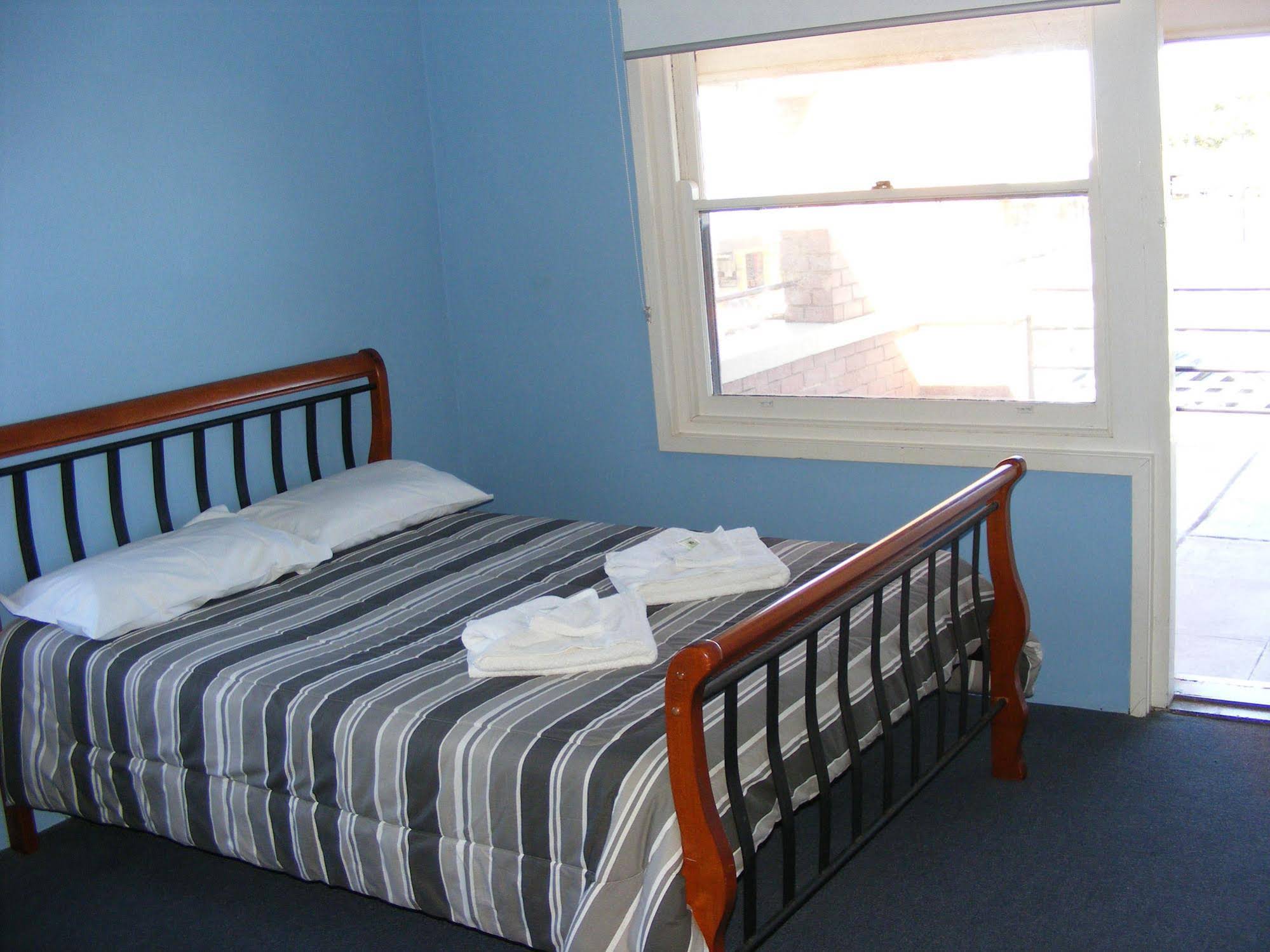 Hotel Illawong Evans Head