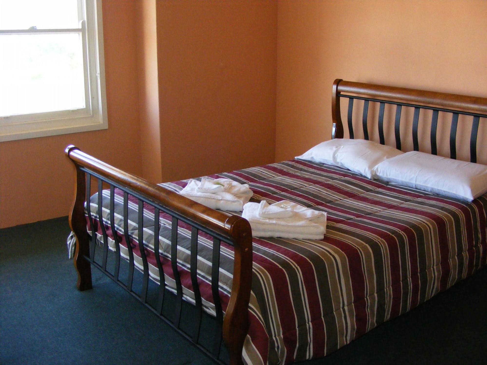 Hotel Illawong Evans Head