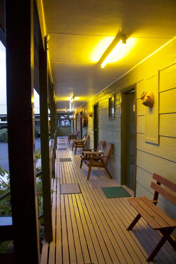 Lake Forbes Motel