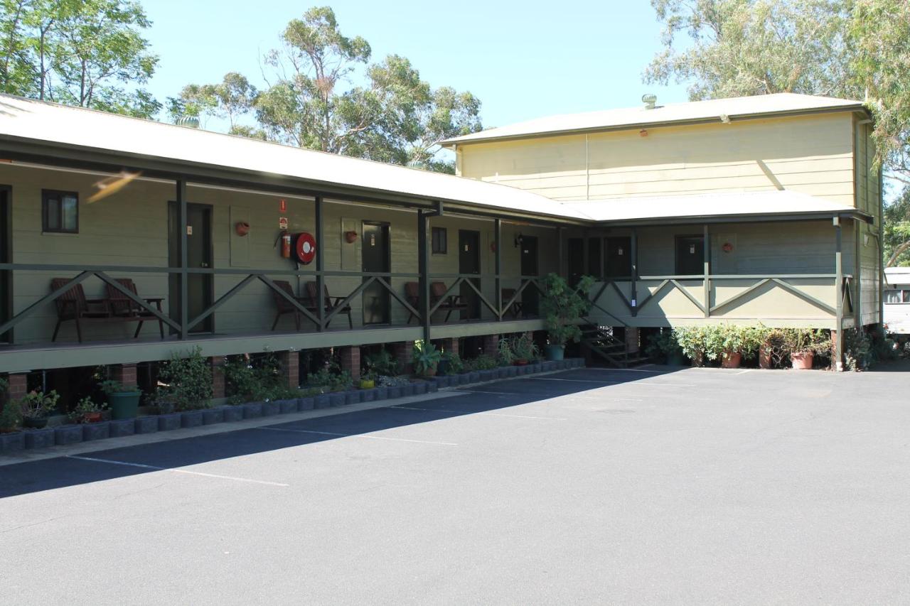Lake Forbes Motel