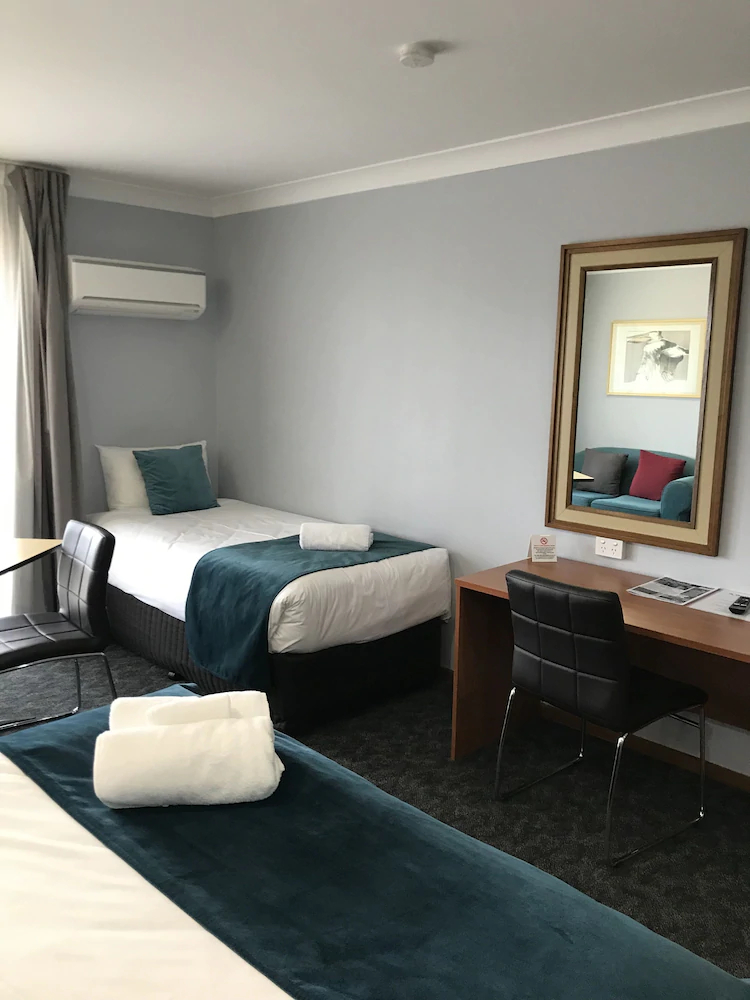Town & Country Motor Inn Forbes