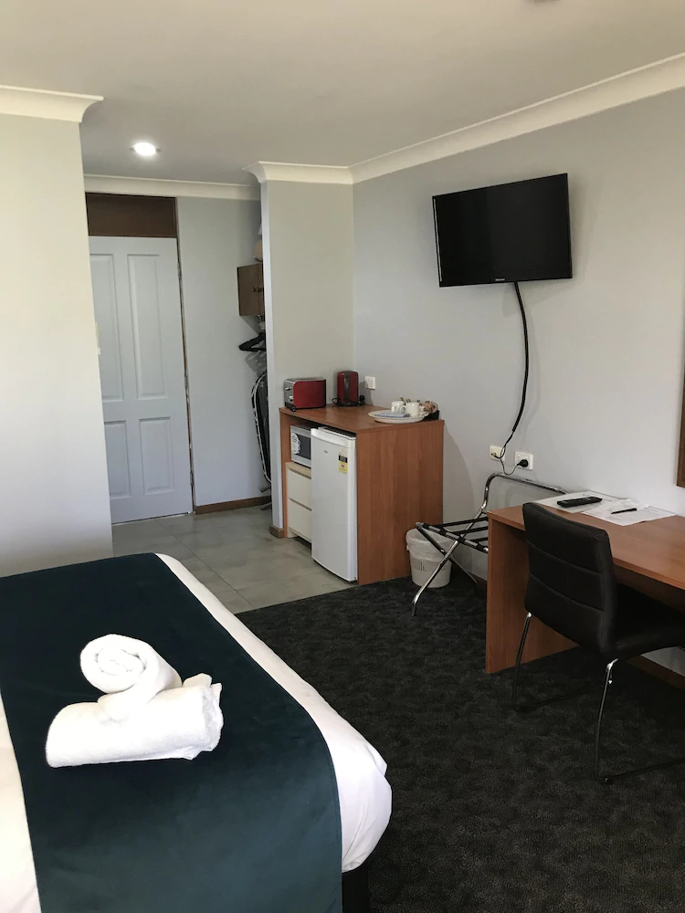 Town & Country Motor Inn Forbes