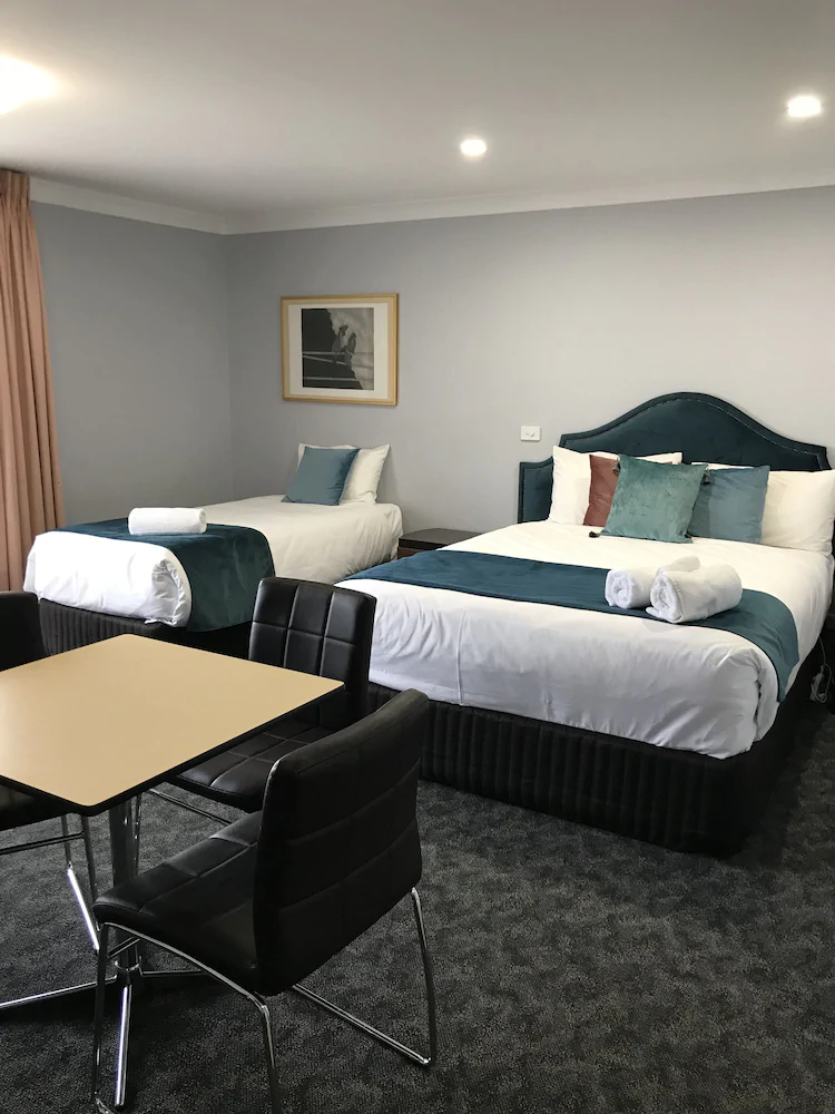 Town & Country Motor Inn Forbes
