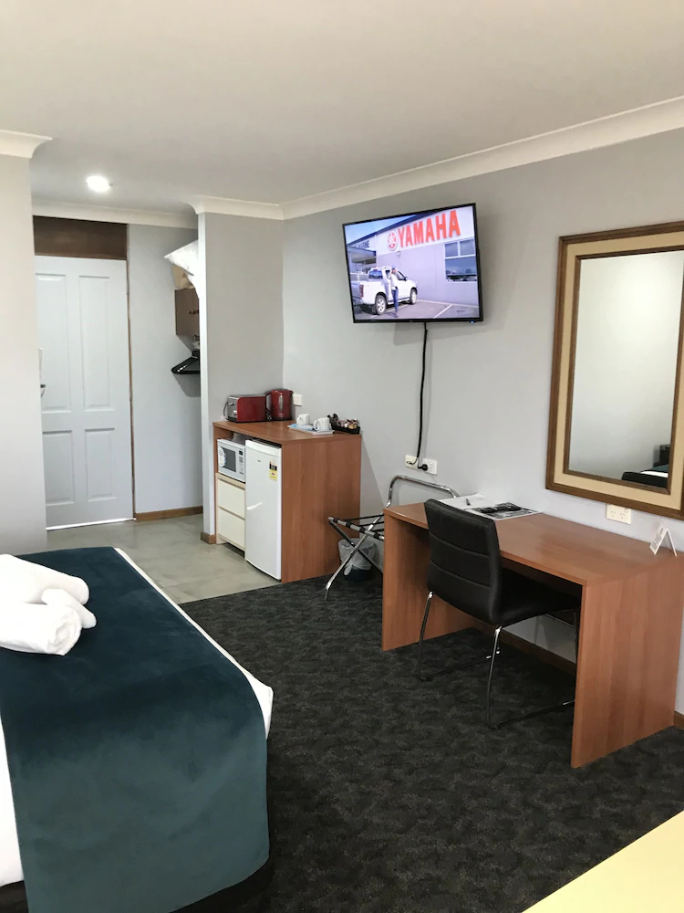 Town & Country Motor Inn Forbes
