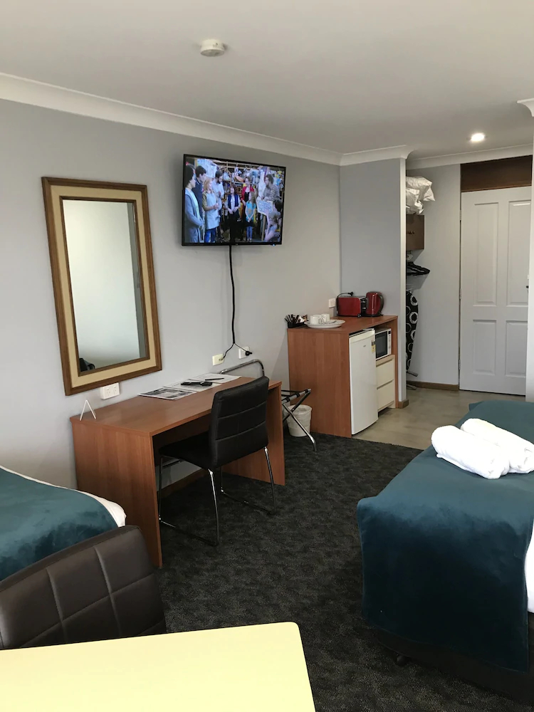 Town & Country Motor Inn Forbes