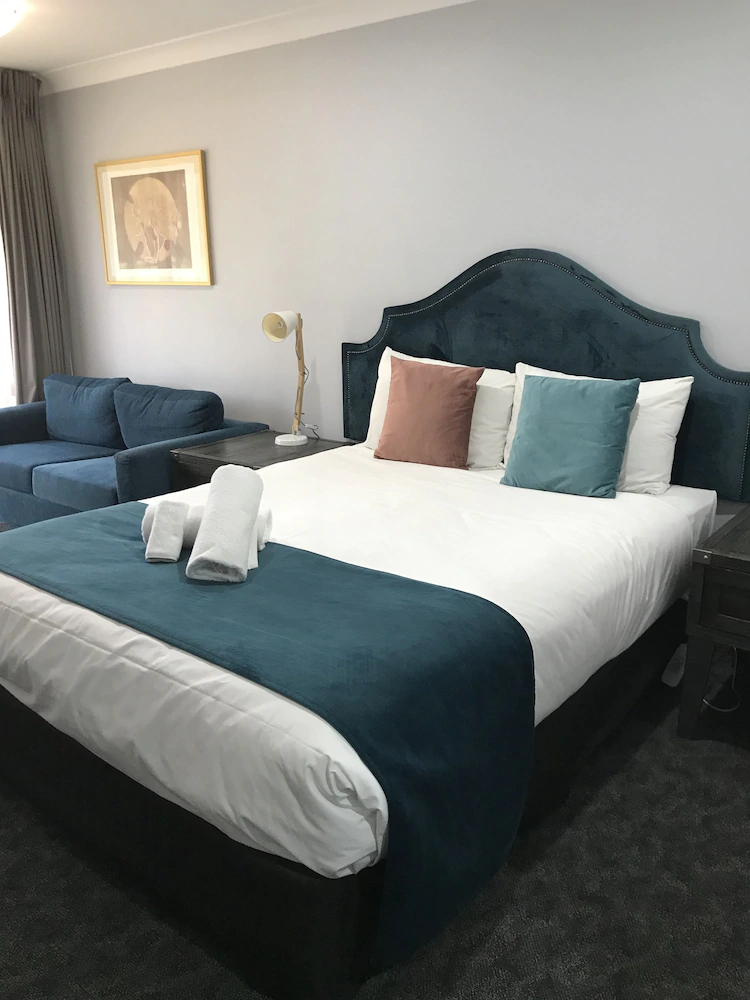 Town & Country Motor Inn Forbes