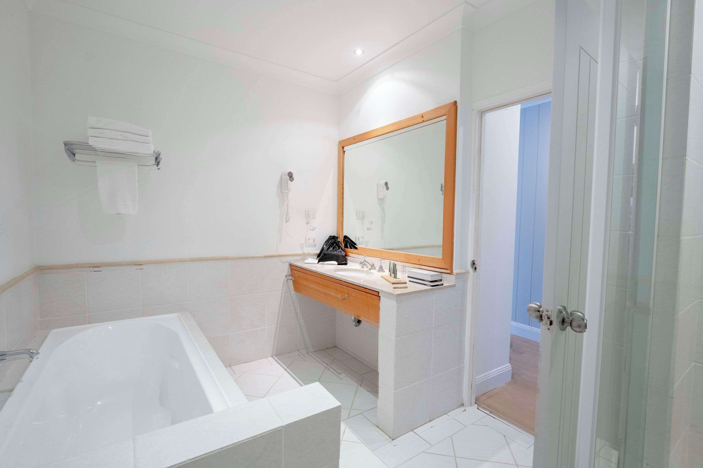 The Quarters - Ascend Hotel Collection