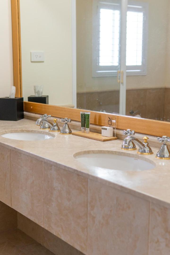 The Quarters - Ascend Hotel Collection