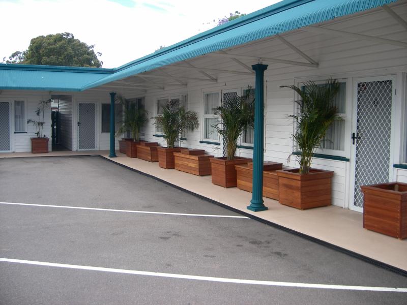 Bali Hi Motel