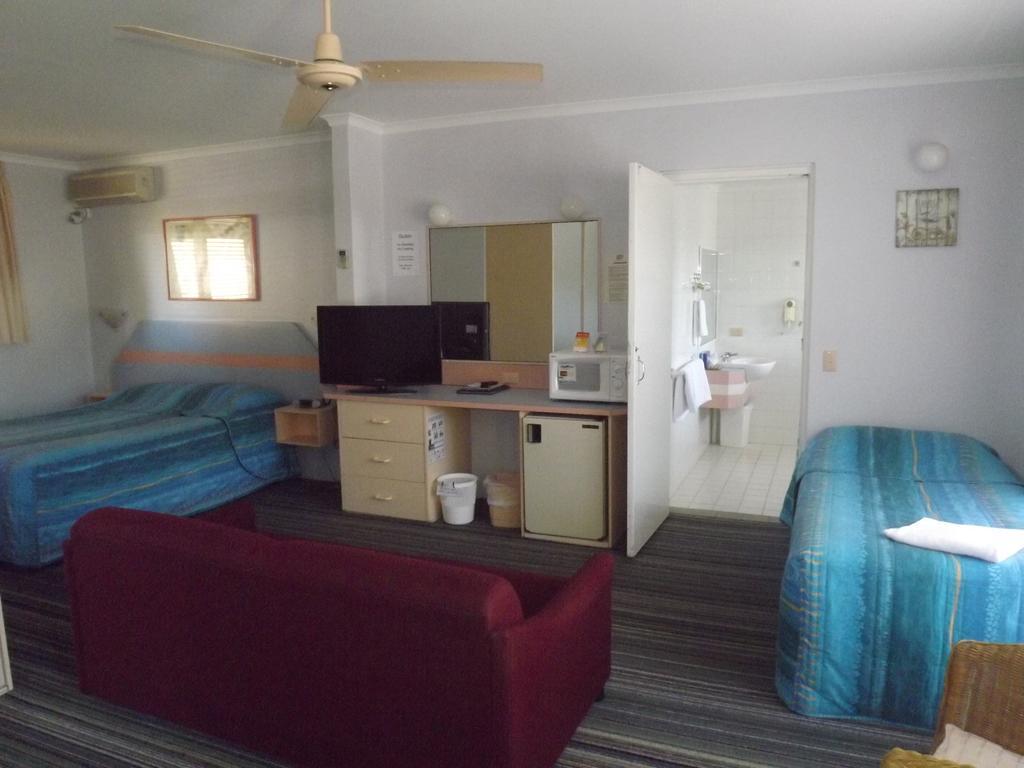Golden Sands Motor Inn