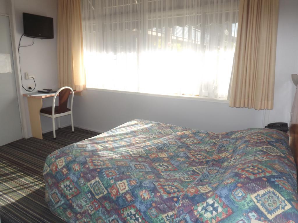 Golden Sands Motor Inn
