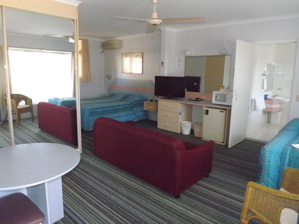 Golden Sands Motor Inn