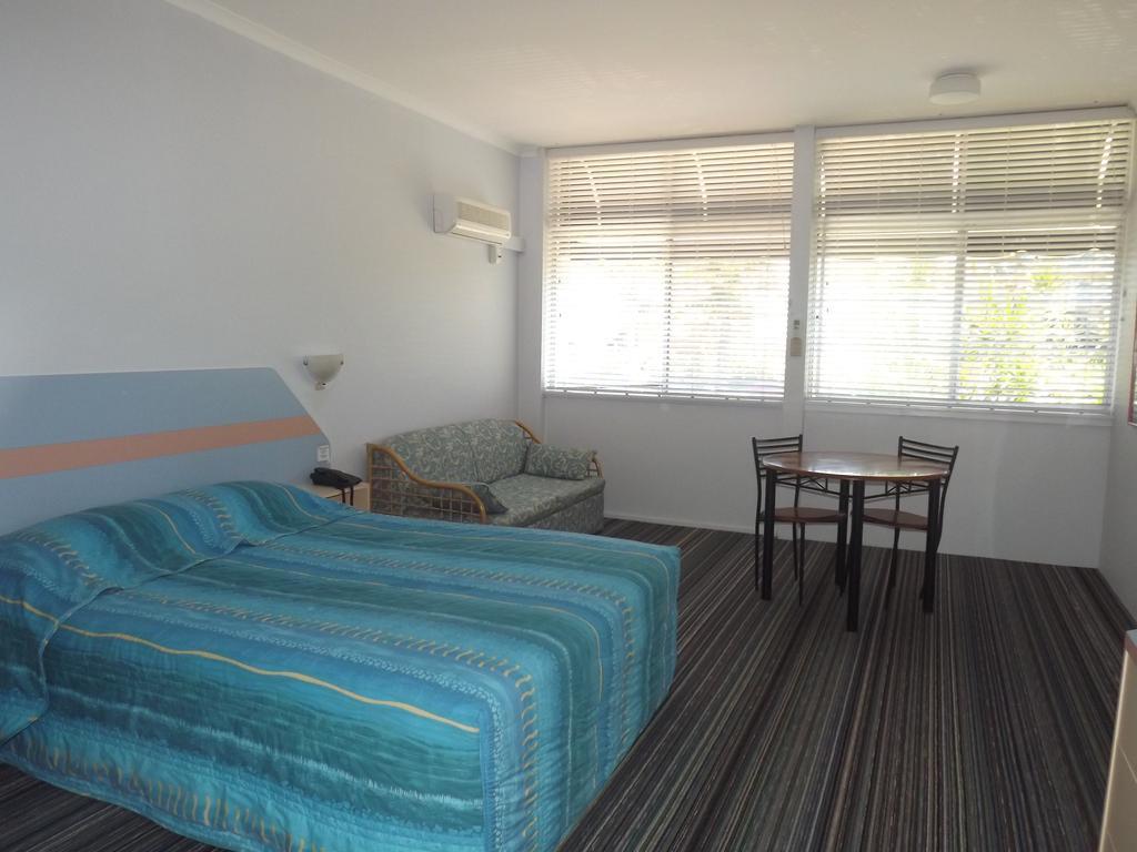 Golden Sands Motor Inn