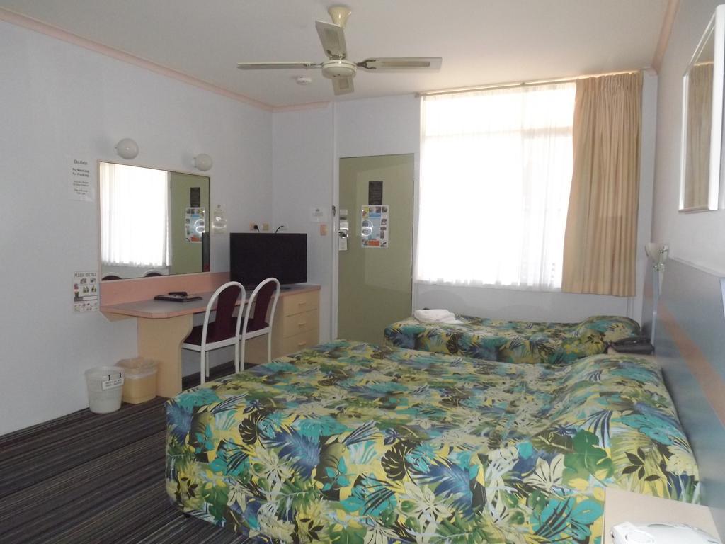 Golden Sands Motor Inn