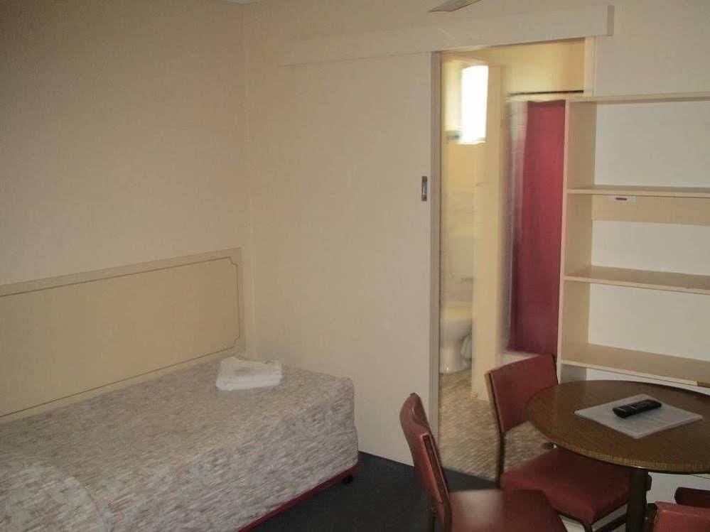 Great Lakes Motor Inn
