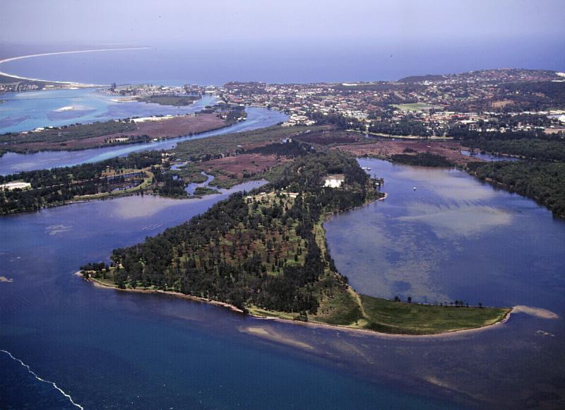 Lanis Holiday Island, Forster