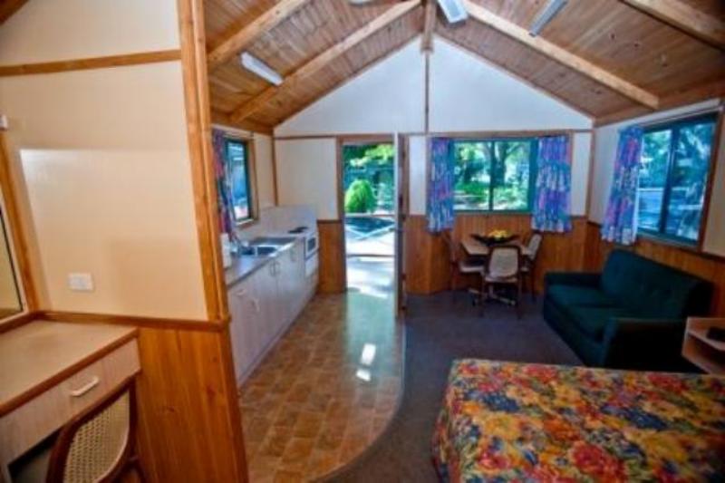 Lanis Holiday Island, Forster