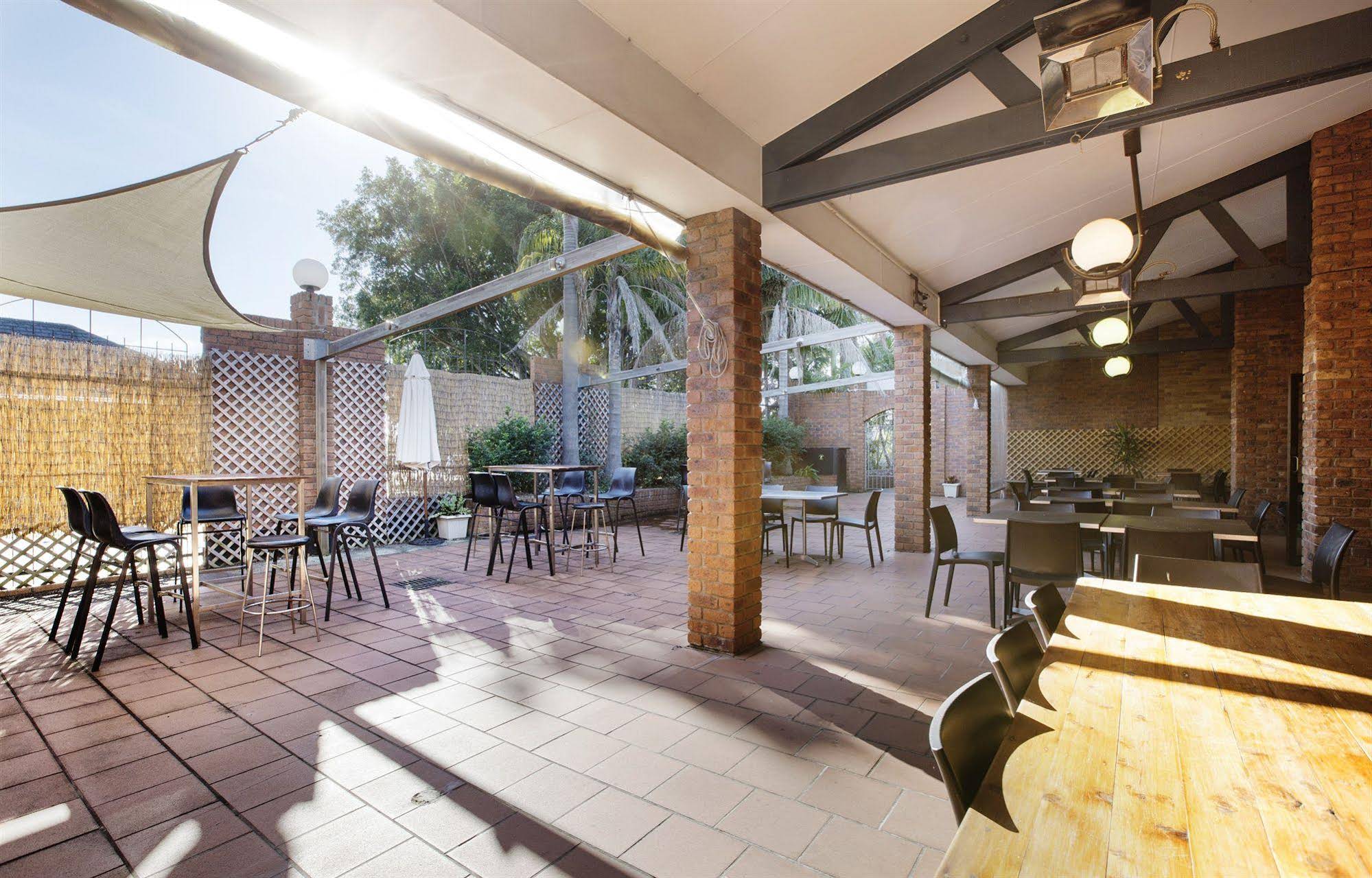 Parkway Hotel