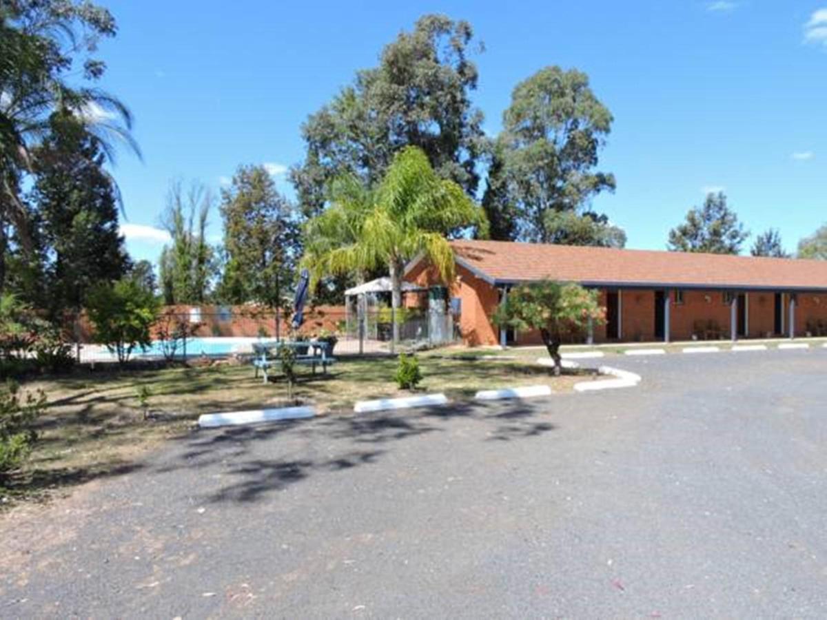 Castlereagh Motor Inn