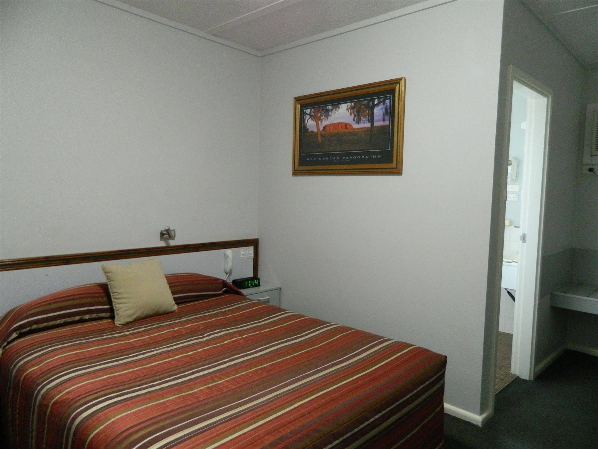 Orana Windmill Motel