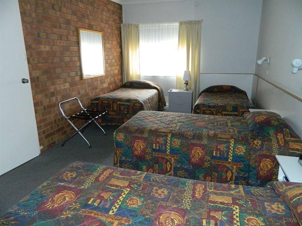 Orana Windmill Motel
