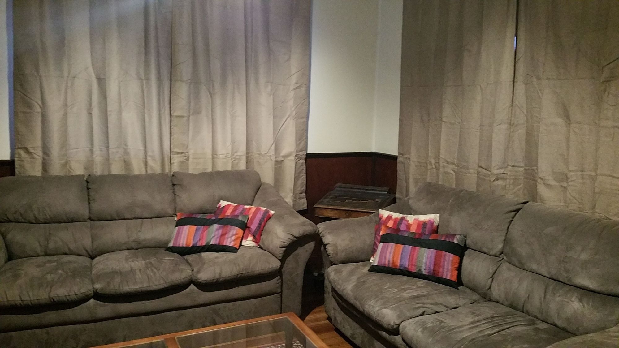 16 Gregson Silky Oaks