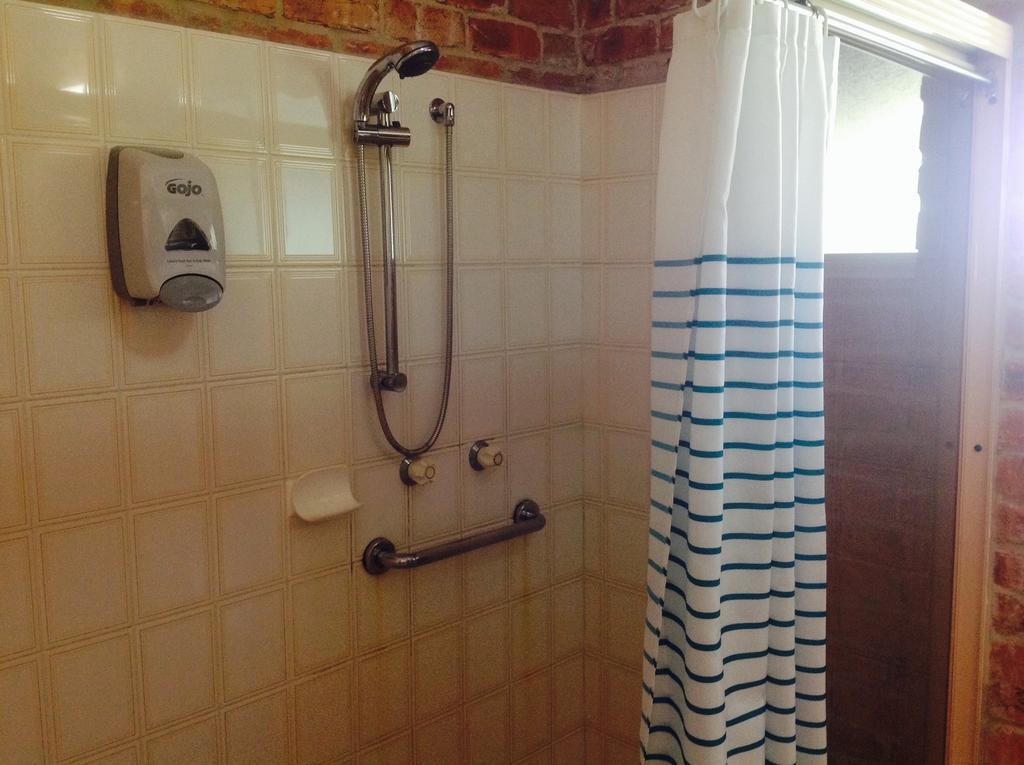 Gloucester Country Lodge