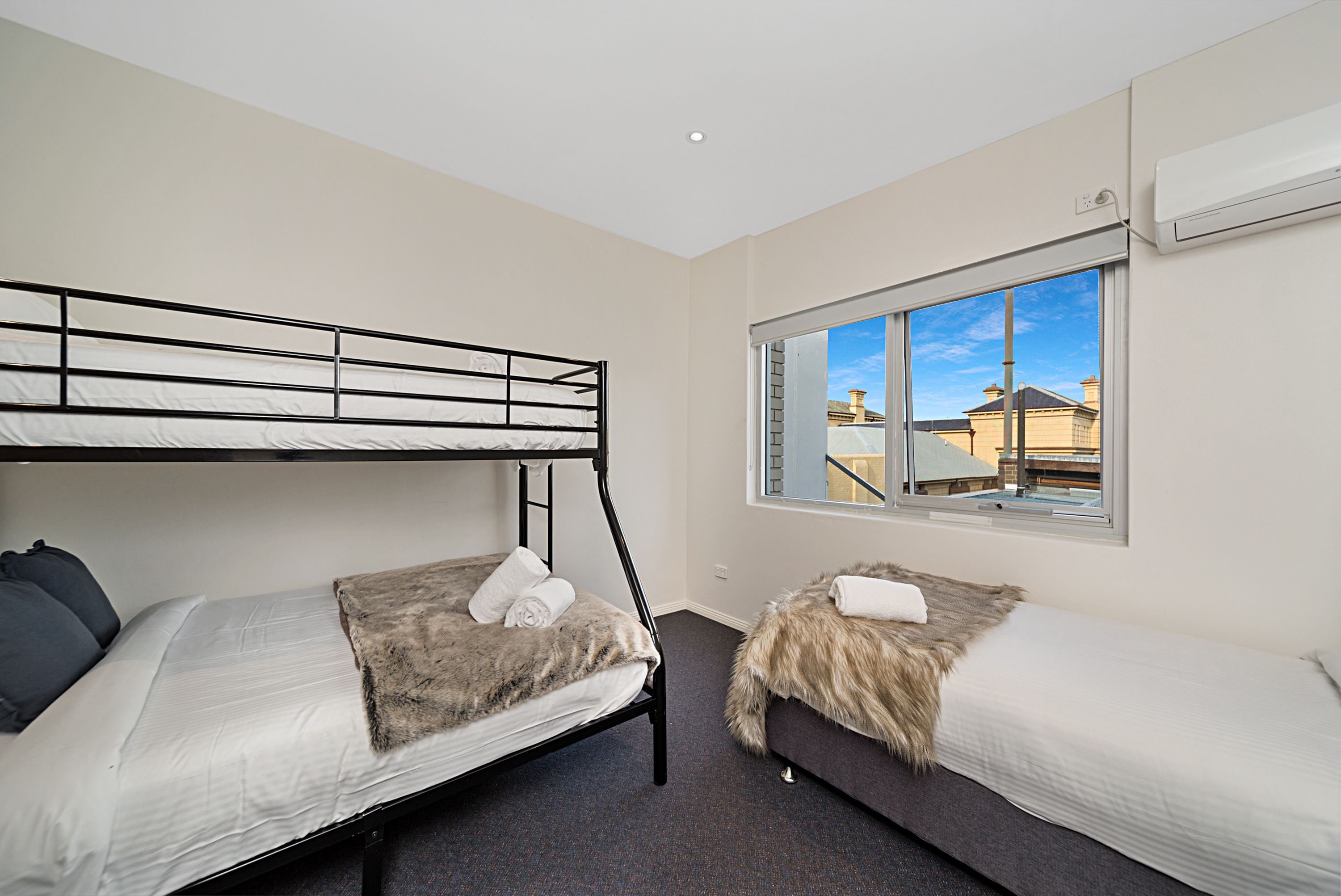 Carlton Suites