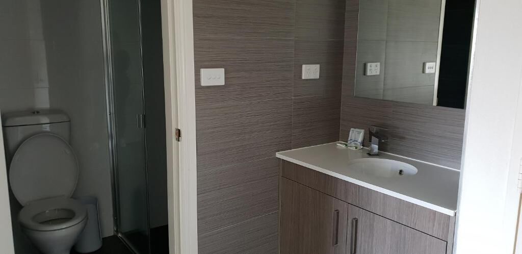 Carlton Suites