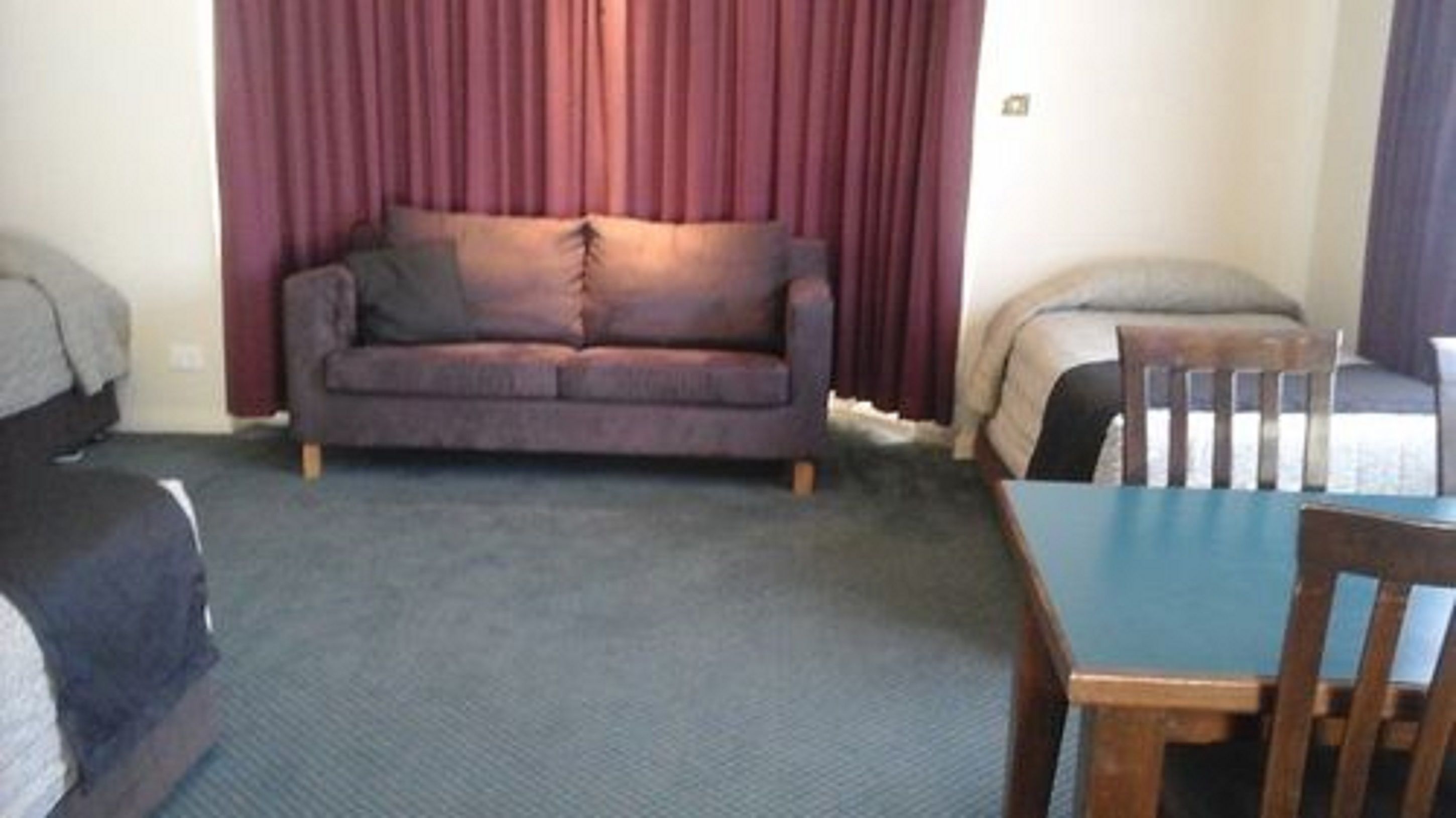 Willows Motel