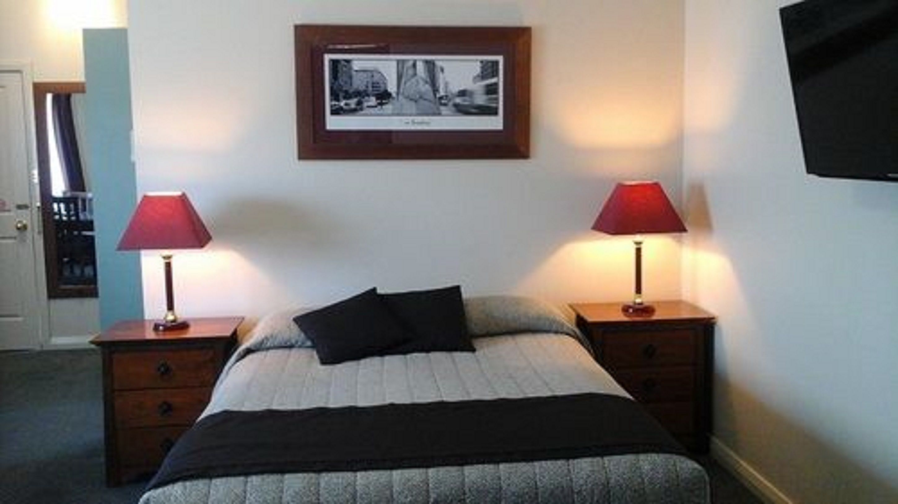 Willows Motel