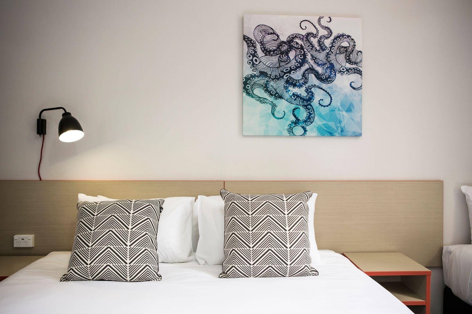 Greenacre Hotel