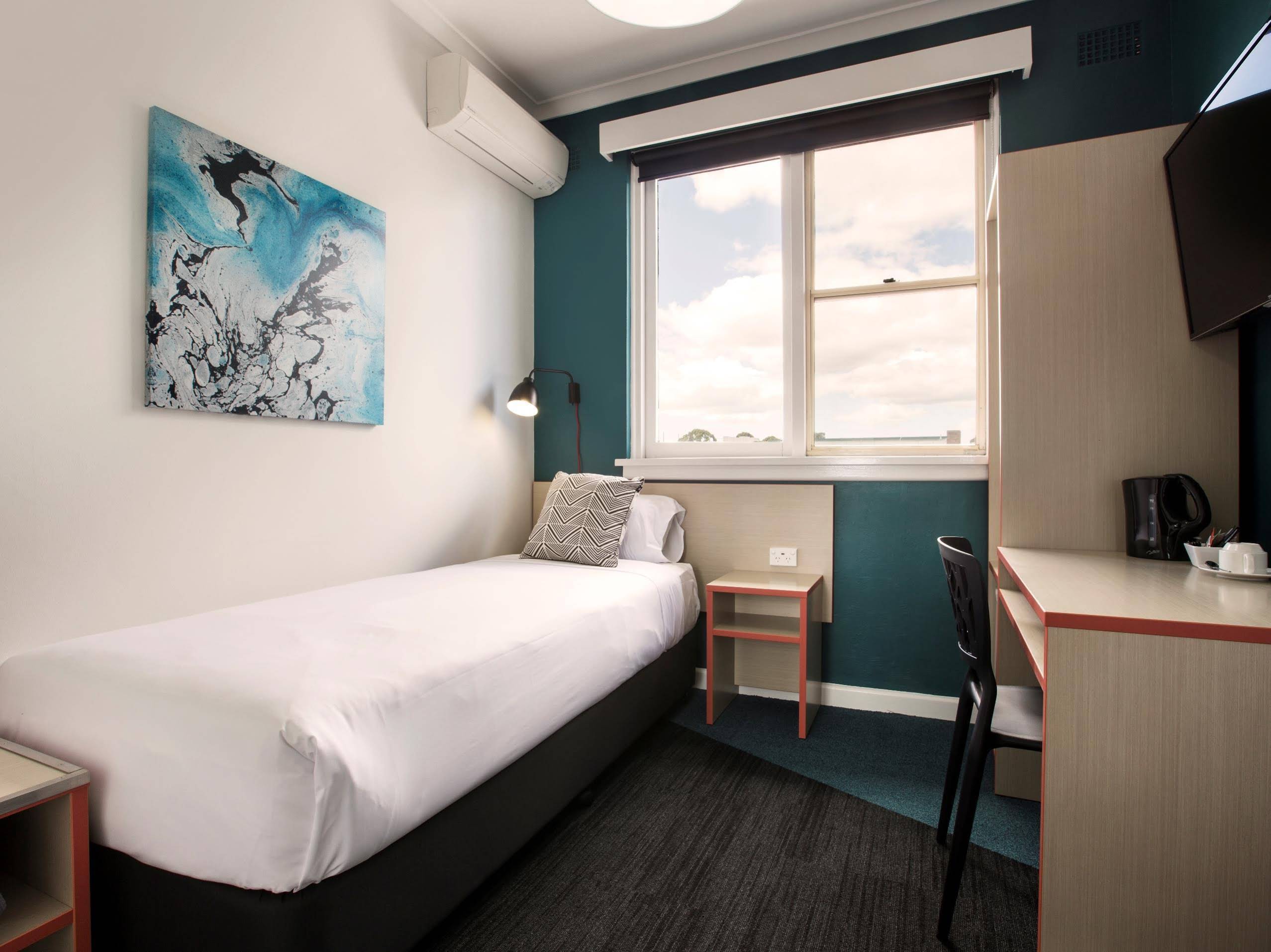 Greenacre Hotel