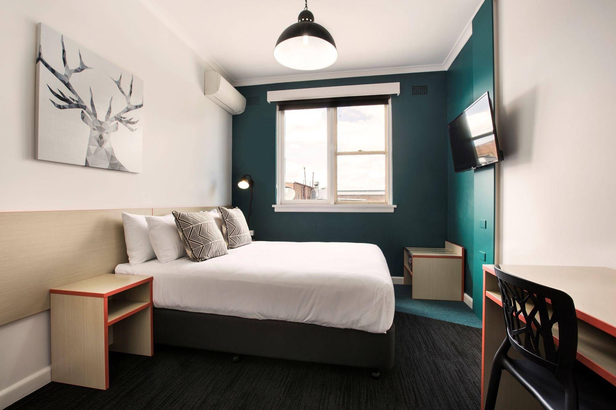 Greenacre Hotel