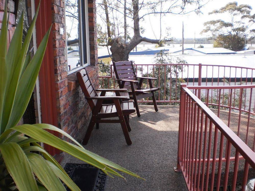 Anchor Bay Motel