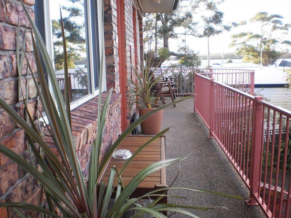 Anchor Bay Motel