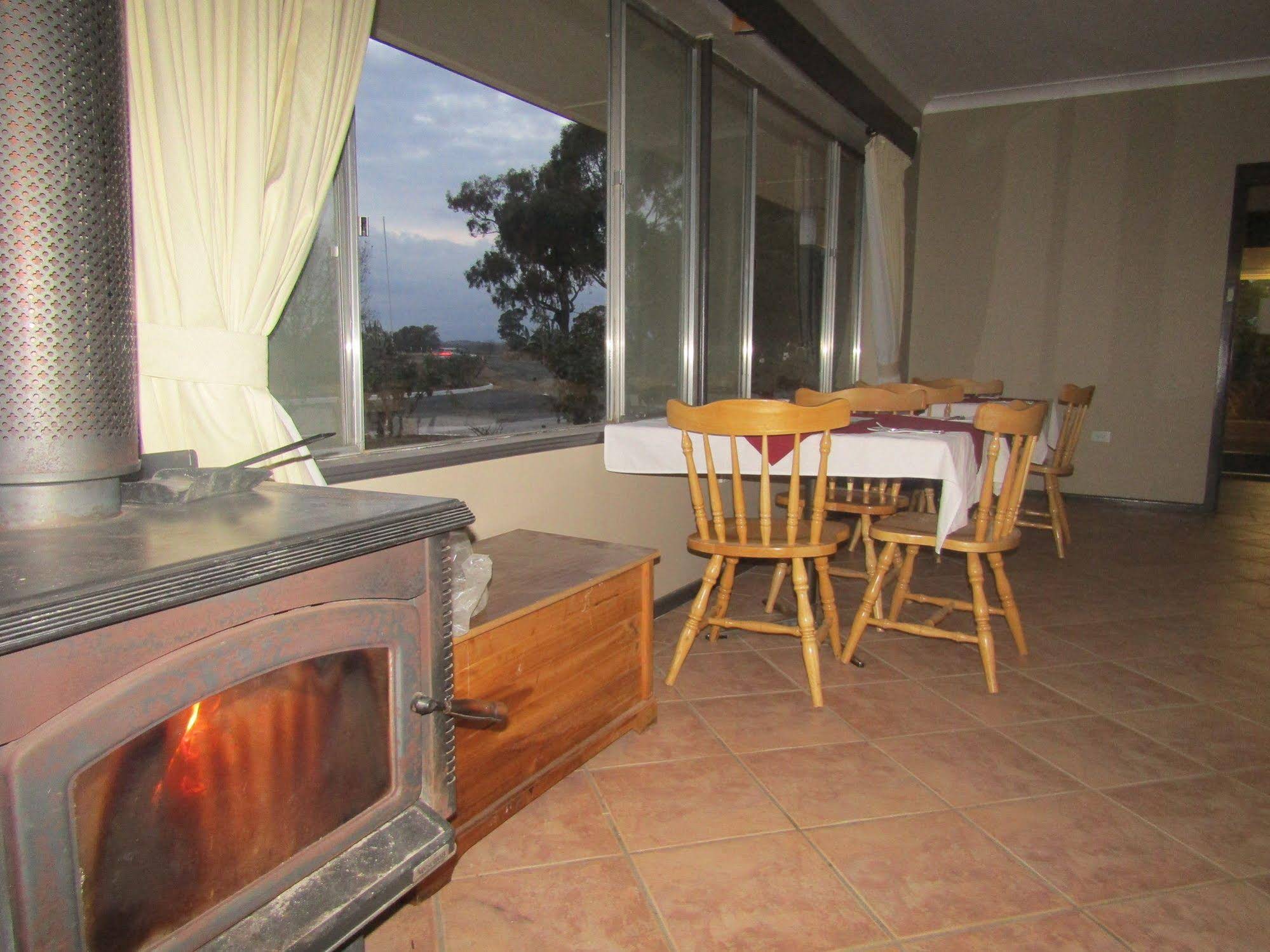 Allonville Motel