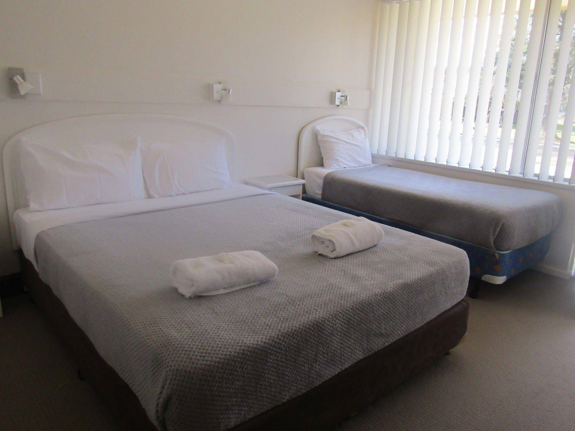 Allonville Motel