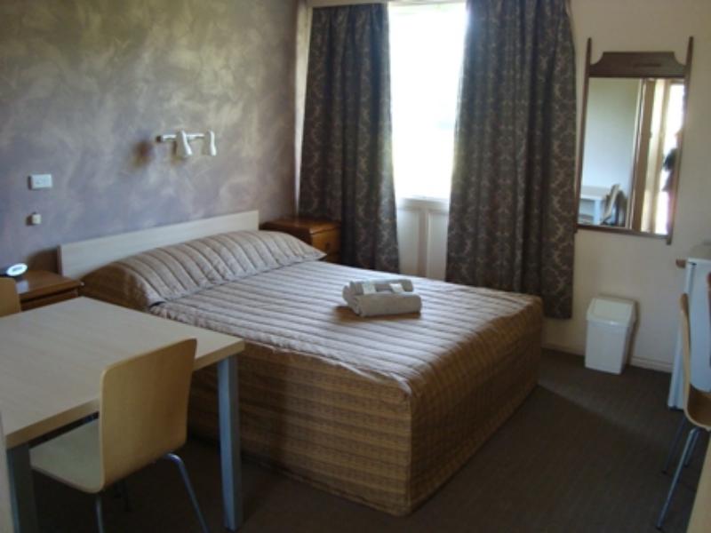Bushmans Retreat Motor Inn