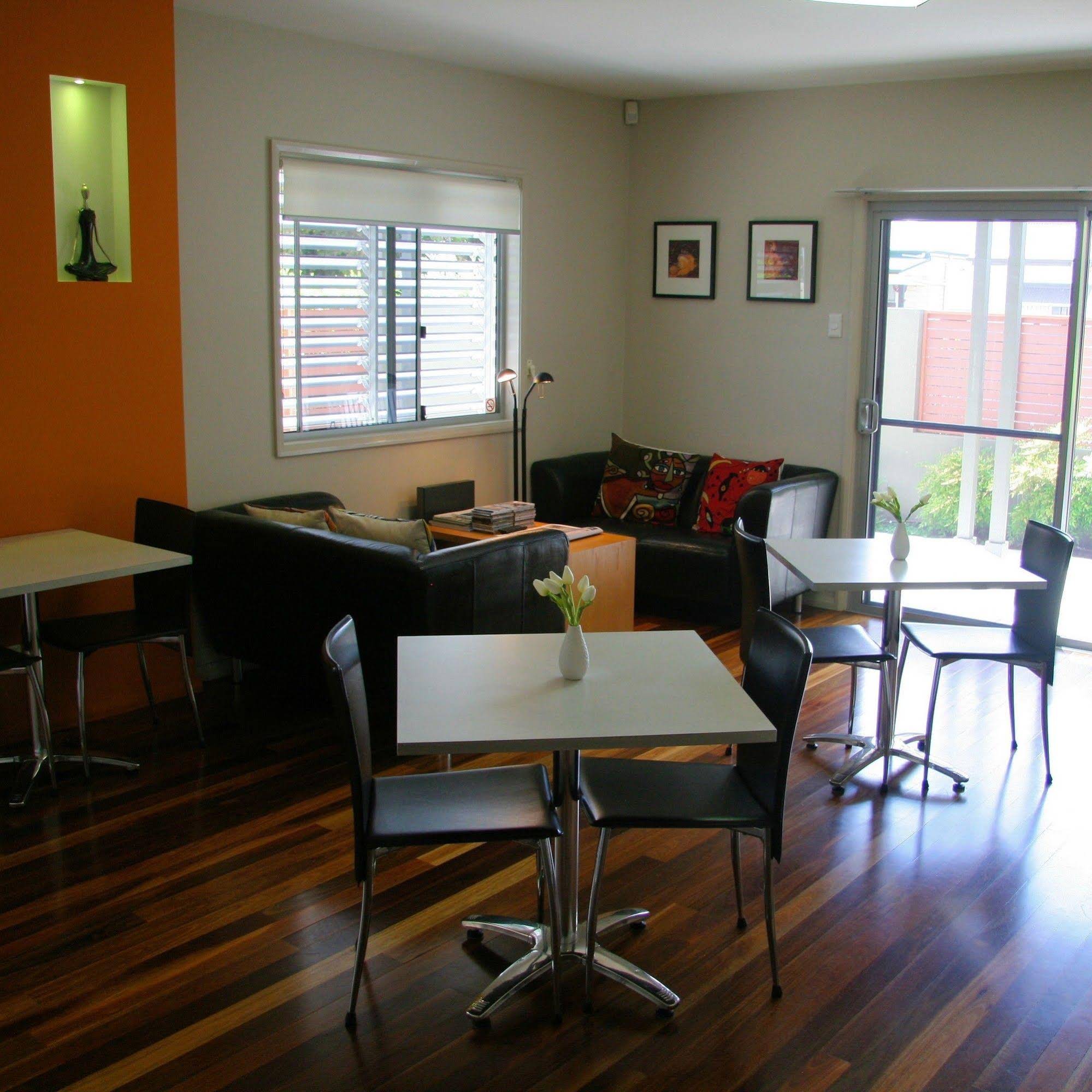 Chaucer Palms Boutique B&B